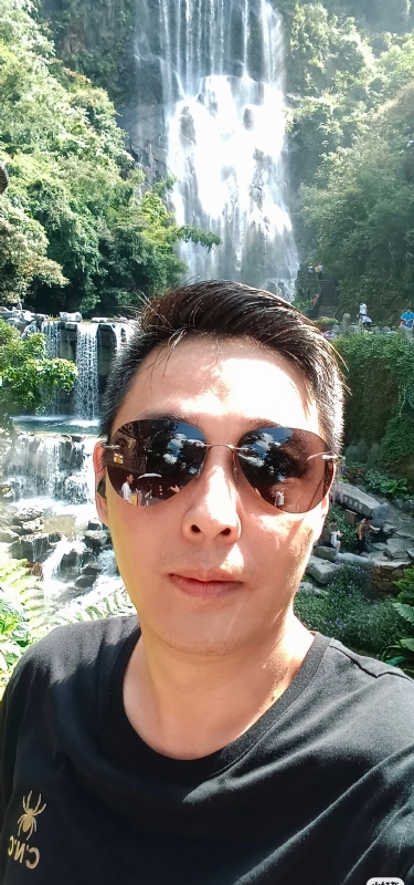 小小帅哥的第一张照片--佛山中老年相亲网